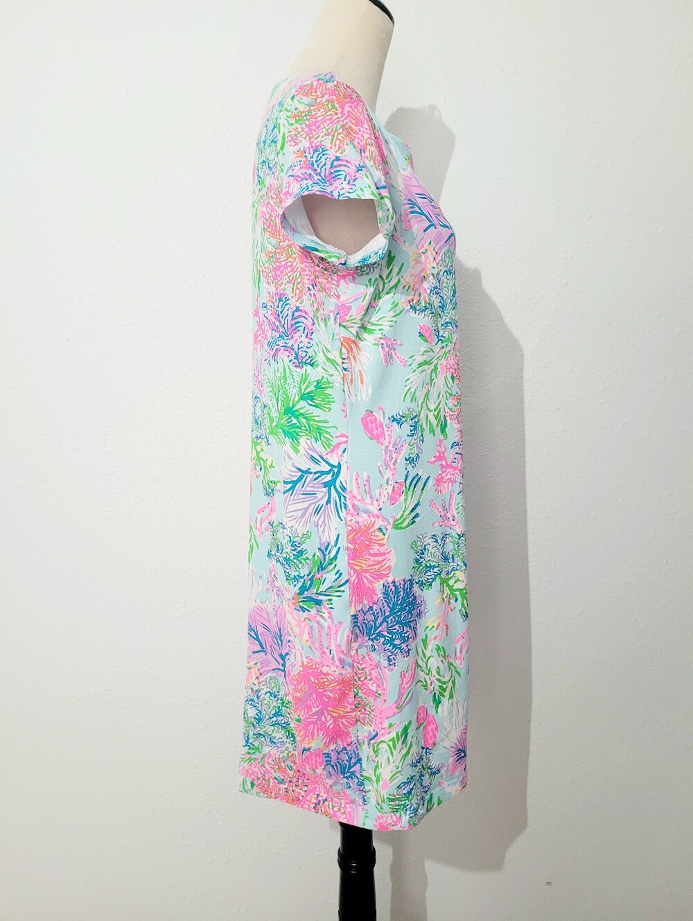 Lilly Pulitzer Women's Shift Dress Size Large Blue Pink Tropical Coral Print - Picture 4 of 11